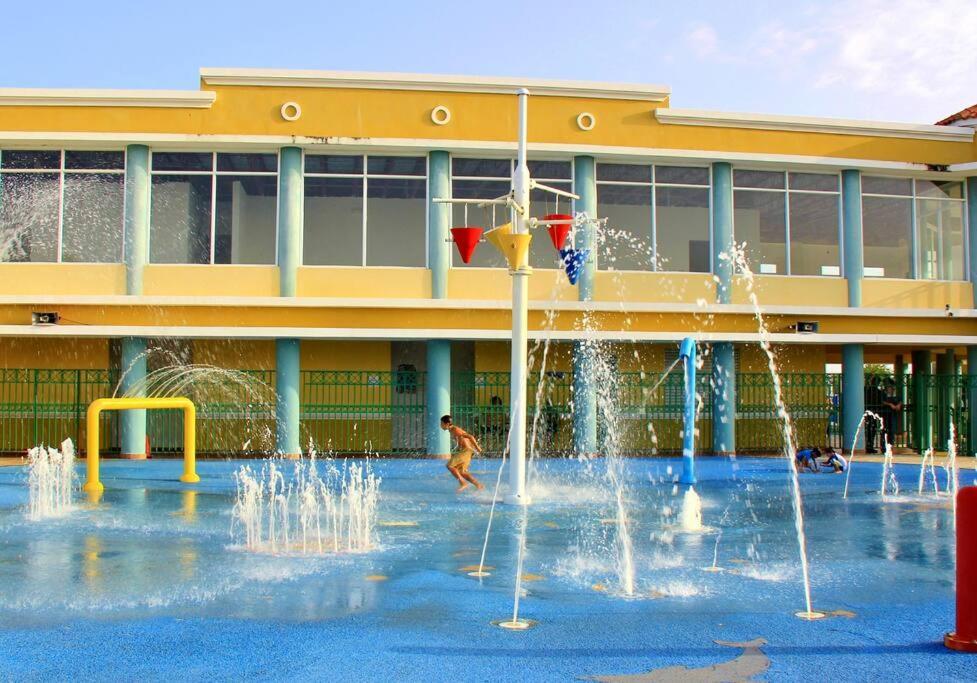 Summer All Year! Oceanfront With Pool A/C Aguadilla Exteriér fotografie