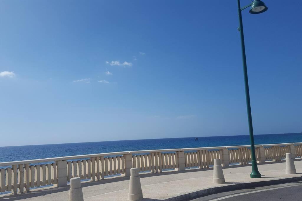 Summer All Year! Oceanfront With Pool A/C Aguadilla Exteriér fotografie