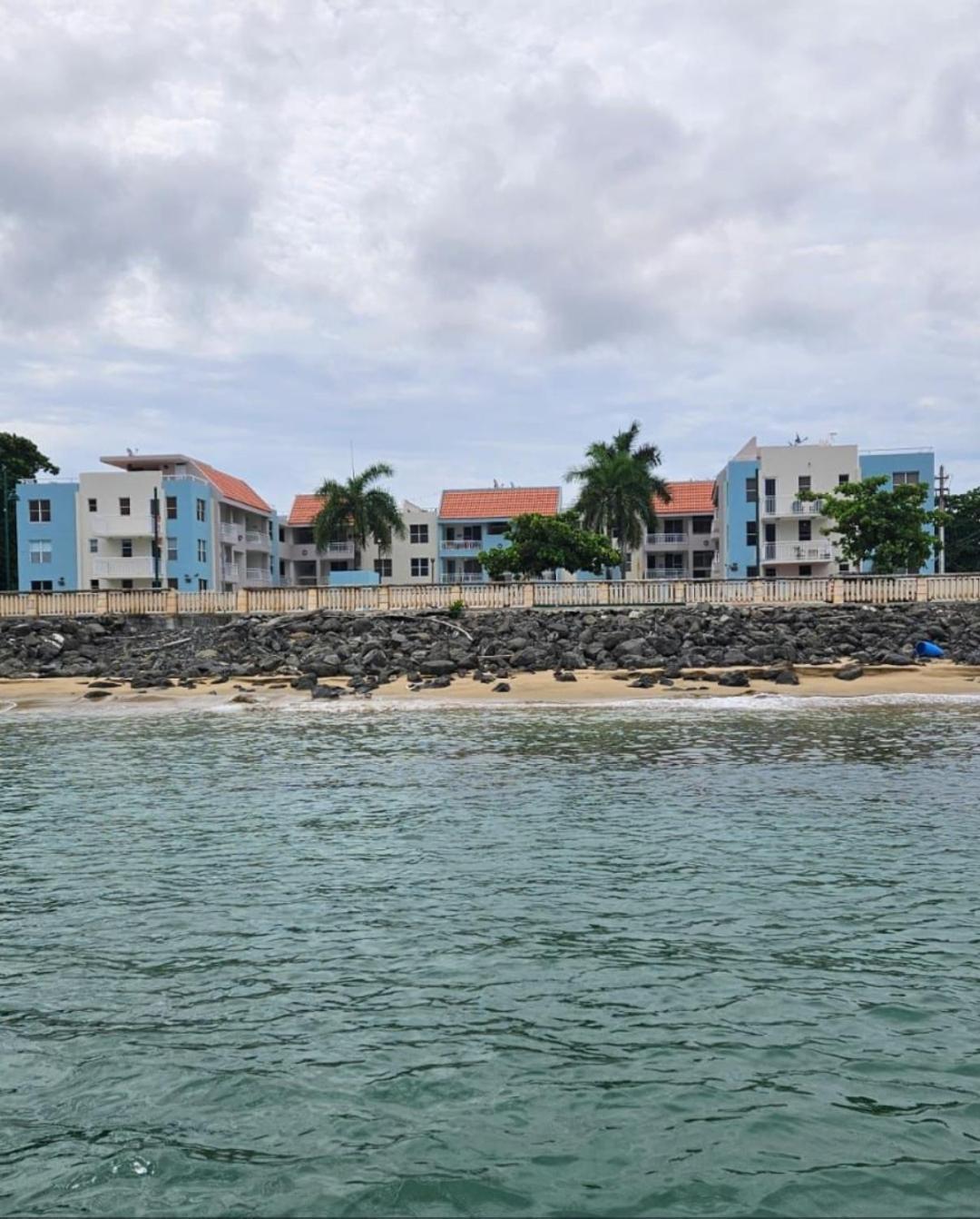 Summer All Year! Oceanfront With Pool A/C Aguadilla Exteriér fotografie